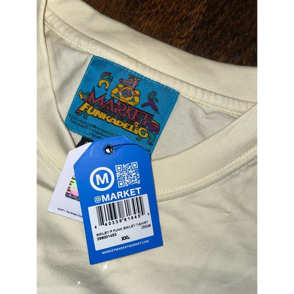 NWT MARKET STUDIOS SMILEY® FUNKADELIC P FUNK T-SHIRT SIZE: 2XL - Picture 3 of 5